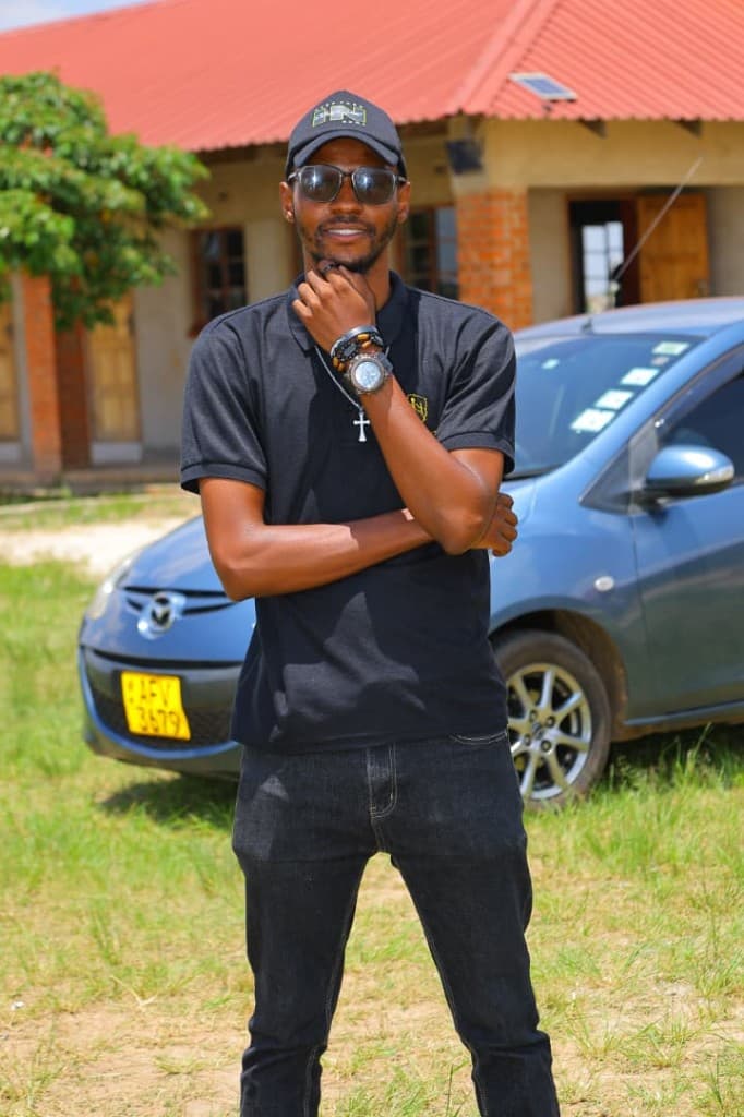 Endridge Chapani - Director